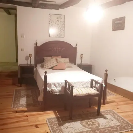 Casa de Férias House With 3 Bedrooms In With Shared Pool Terrace And Wifi 30 Km From The Beach