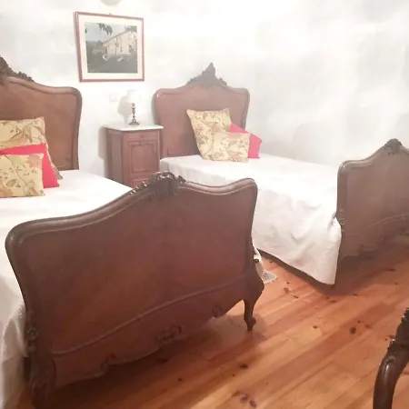 Casa de Férias House With 3 Bedrooms In With Shared Pool Terrace And Wifi 30 Km From The Beach *