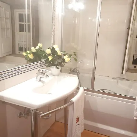 Casa de Férias House With 3 Bedrooms In With Shared Pool Terrace And Wifi 30 Km From The Beach