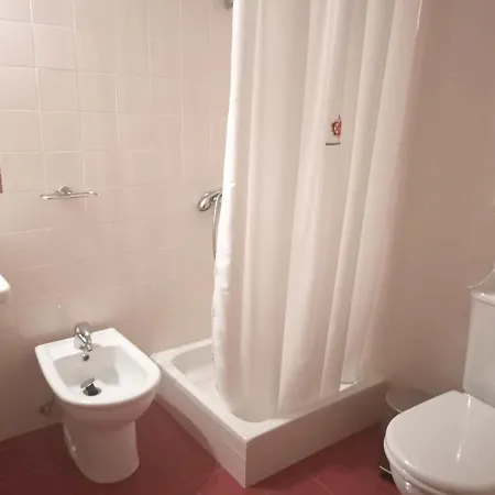 House With 3 Bedrooms In With Shared Pool Terrace And Wifi 30 Km From The Beach *